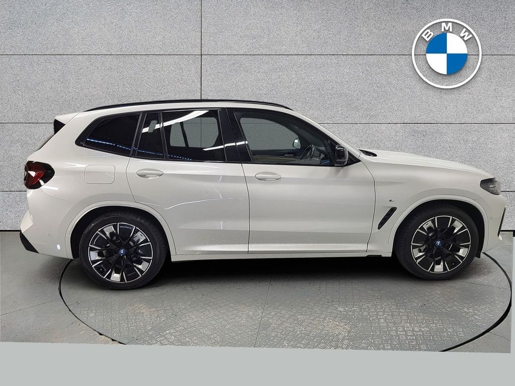 2024 BMW iX3