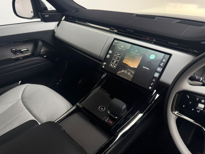 2024 Land Rover Range Rover Sport