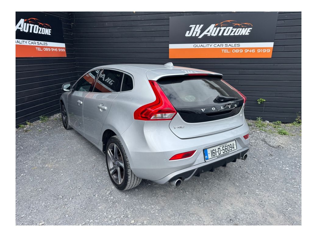 2016 Volvo V40