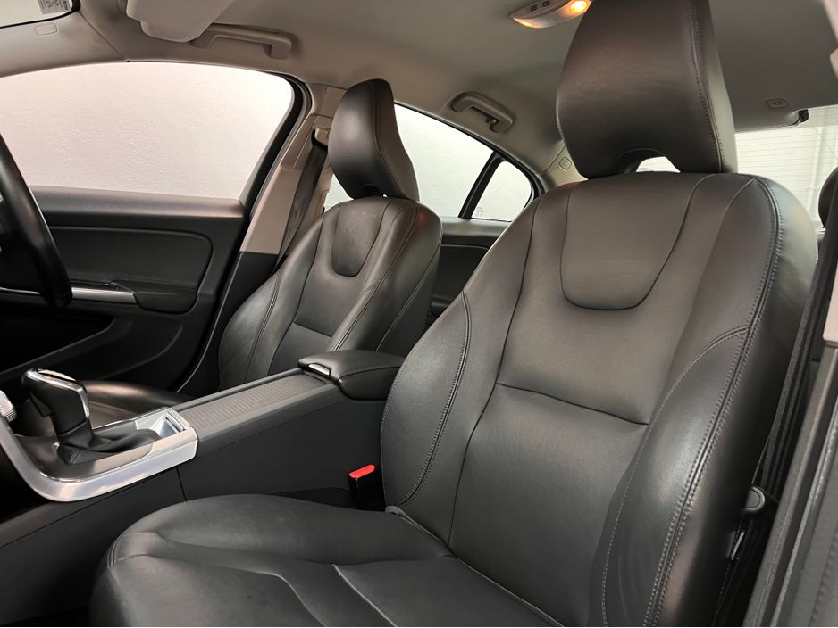 2016 Volvo S60