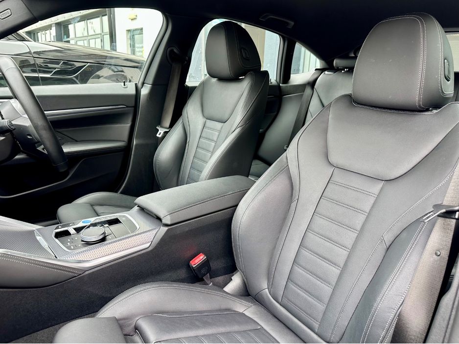 2025 BMW i4