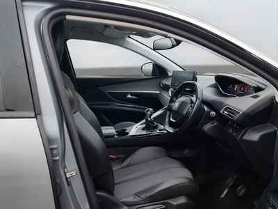 2021 Peugeot 5008