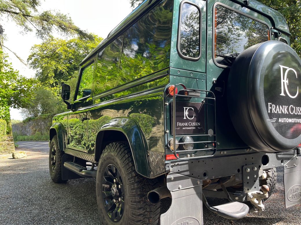 2010 Land Rover Defender 90