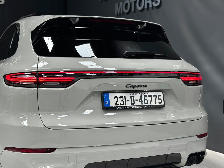2023 Porsche Cayenne