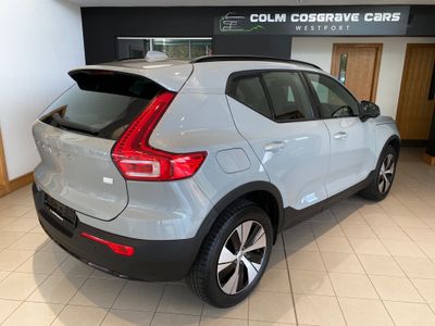 2023 Volvo XC40