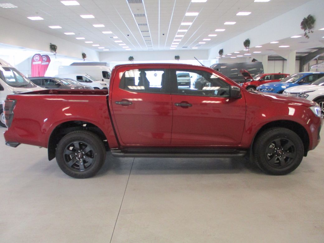 2025 Isuzu D-MAX