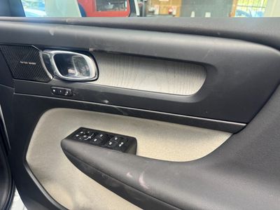 2021 Volvo XC40