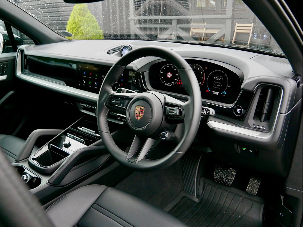 2025 Porsche Cayenne