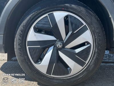 2023 MG ZS