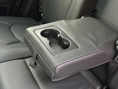 2025 Land Rover Defender 110