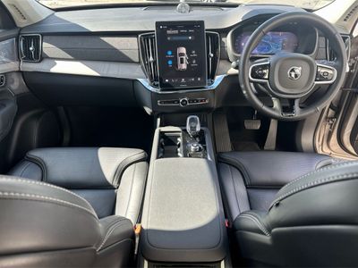 2025 Volvo XC90