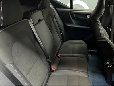 2023 Volvo XC40