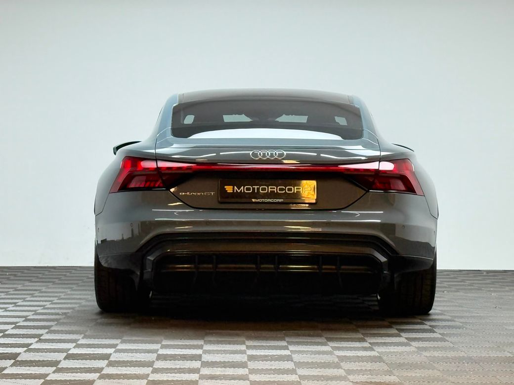 2024 Audi e-tron GT