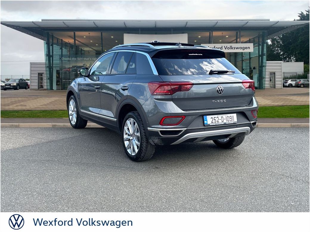 2025 Volkswagen T-Roc