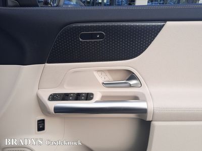 2026 Mercedes-Benz EQA