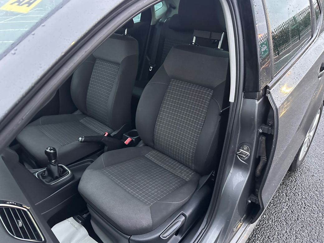 2017 Volkswagen Polo