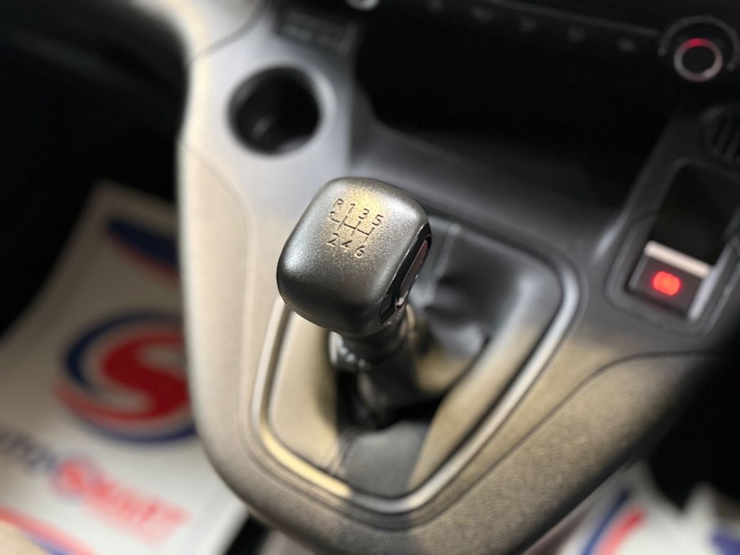 2023 Peugeot Partner