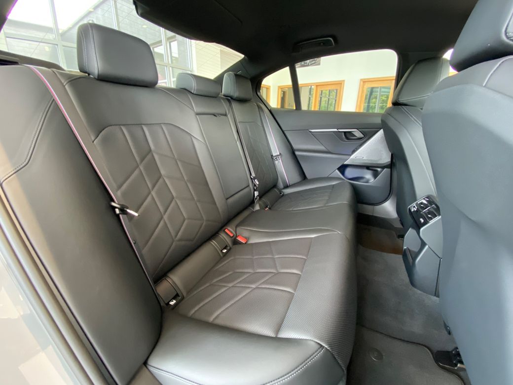 2024 BMW 5 Series