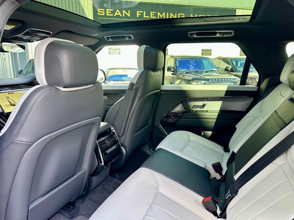 2026 Land Rover Range Rover Sport
