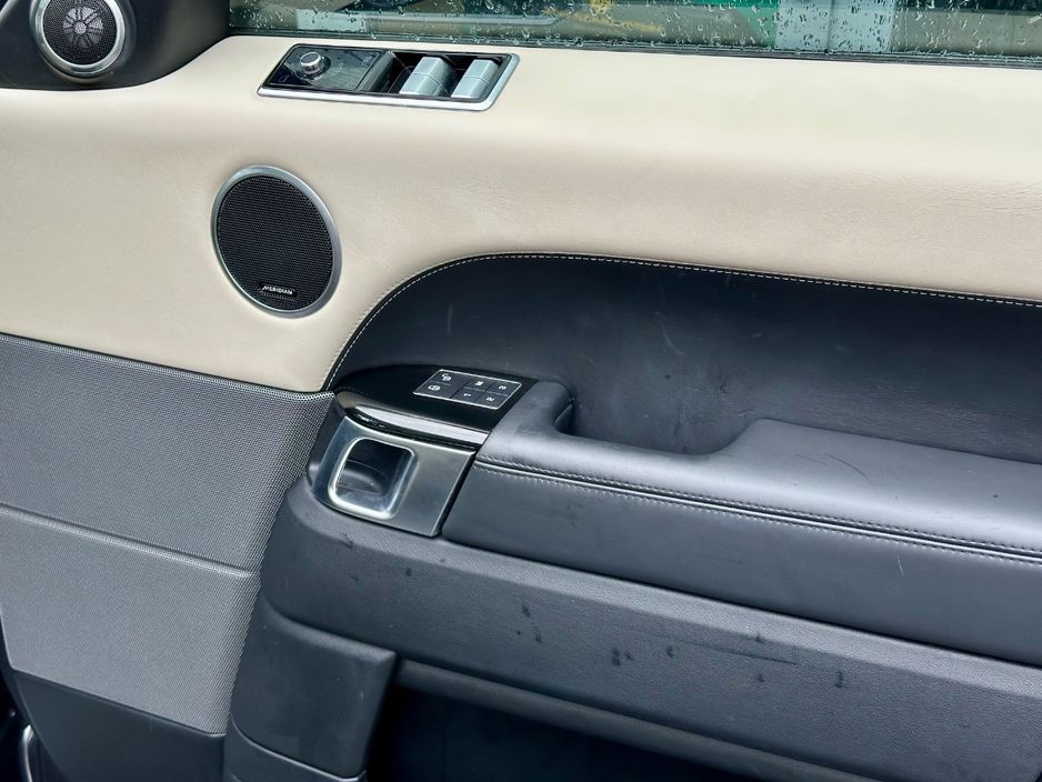 2020 Land Rover Range Rover Sport