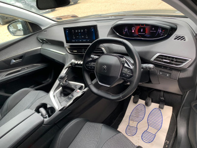 2022 Peugeot 3008