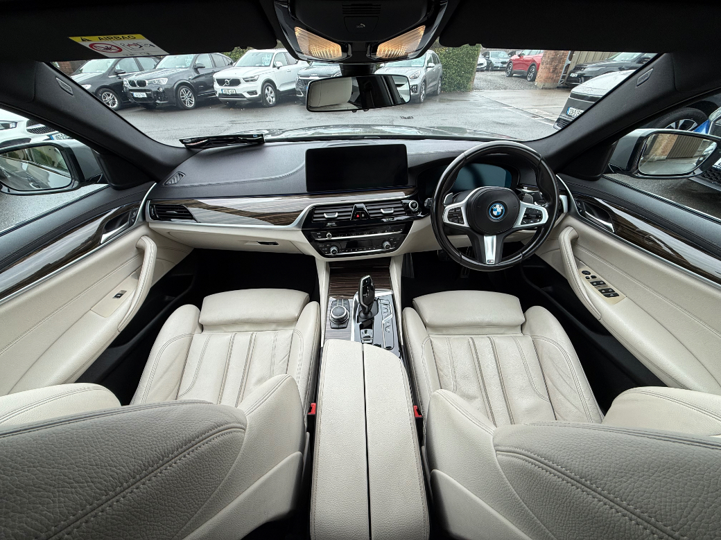 2022 BMW 5 Series