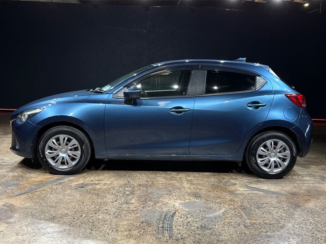 2017 Mazda Demio