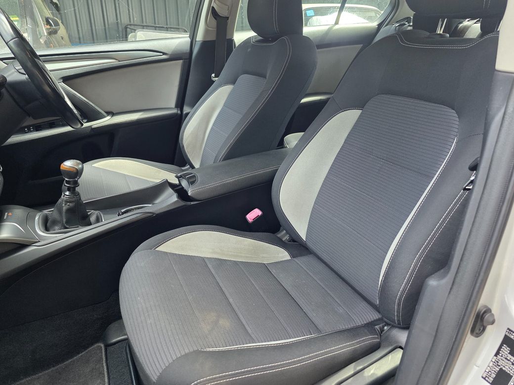2016 Toyota Avensis