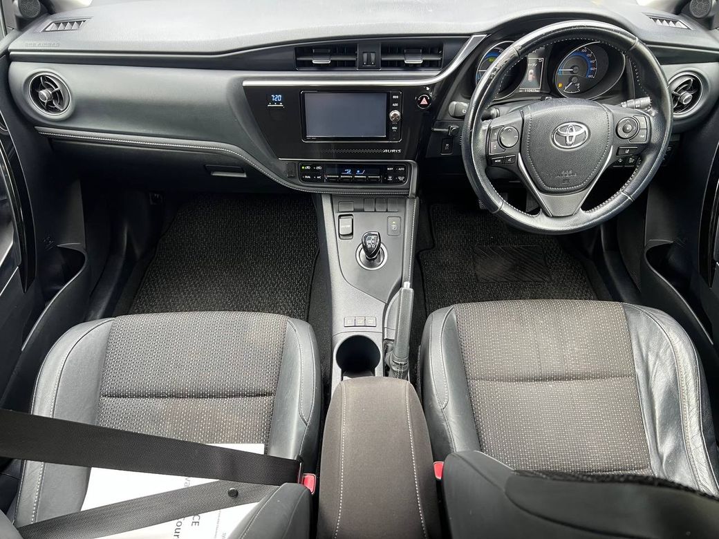2017 Toyota Auris