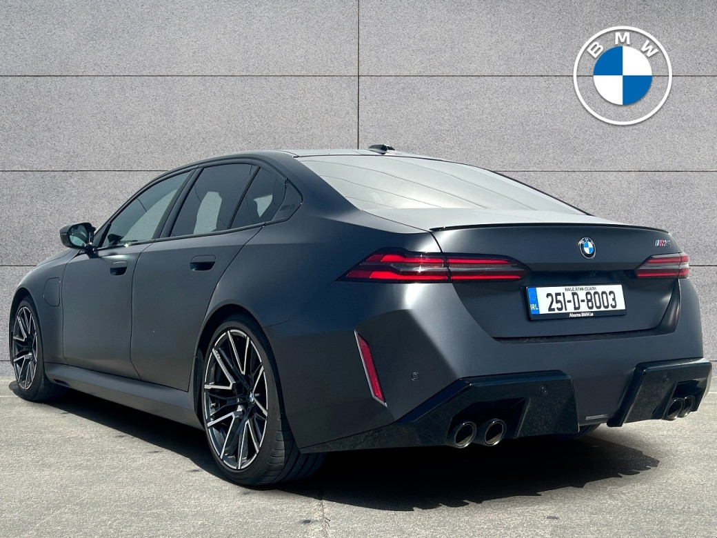 2025 BMW M5