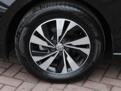 2019 Volkswagen Polo