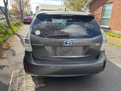 2013 Toyota Prius Alpha