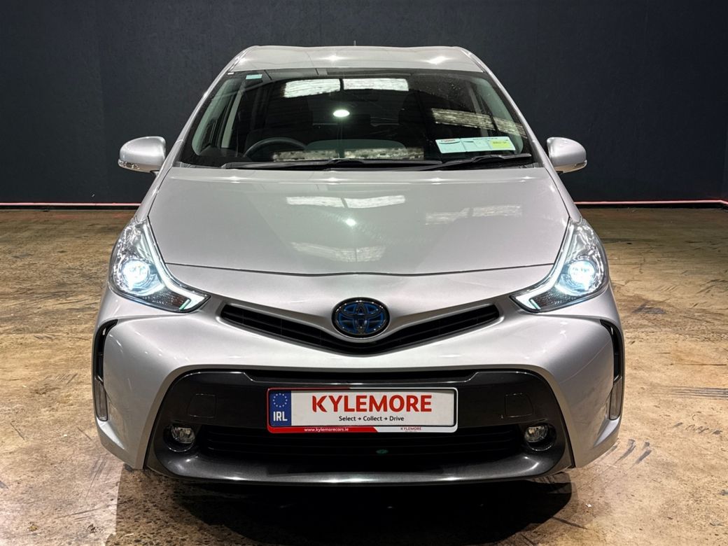 2020 Toyota Prius Alpha