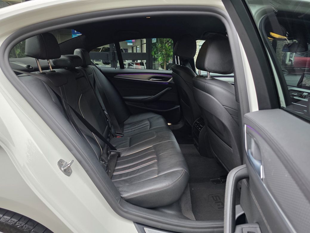 2020 BMW 5 Series