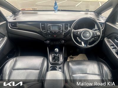 2017 Kia Carens
