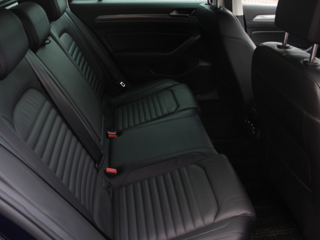 2019 Volkswagen Passat