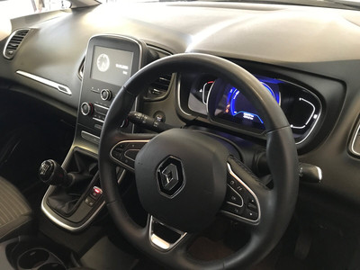 2021 Renault Grand Scenic