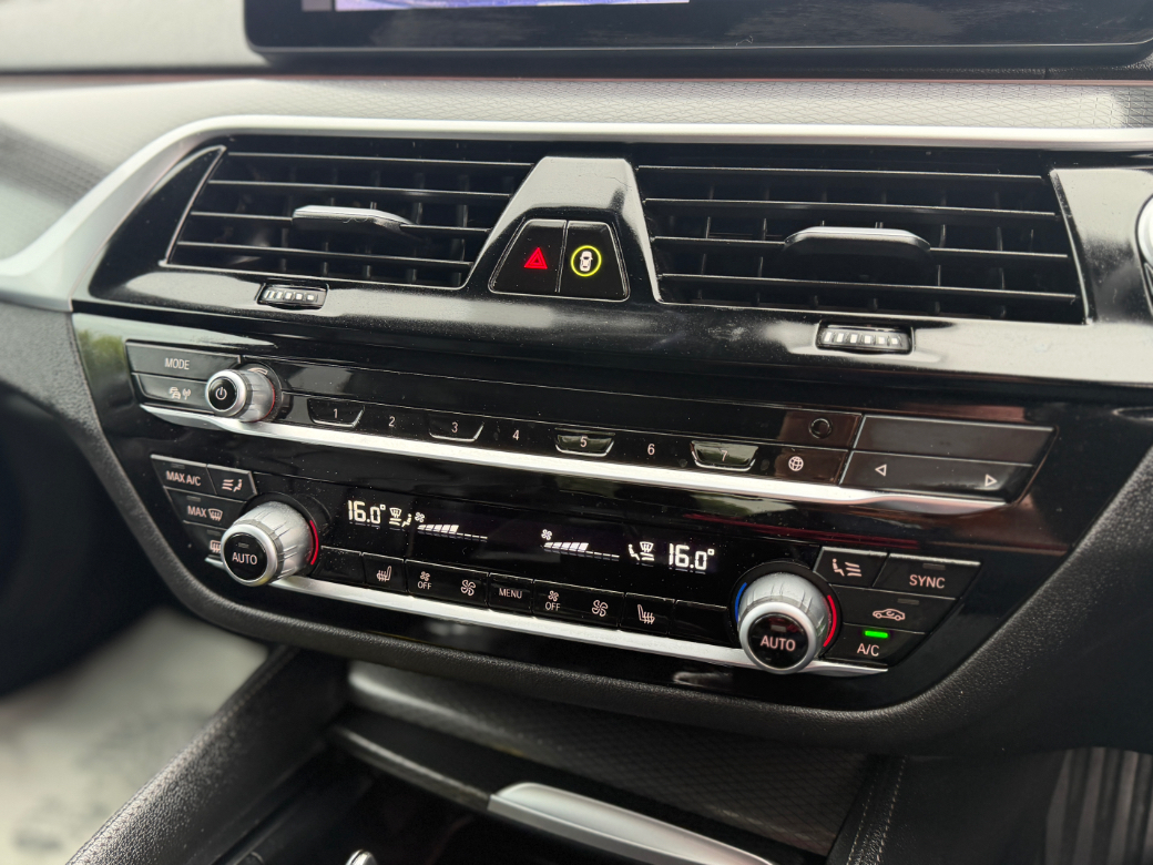2022 BMW 5 Series