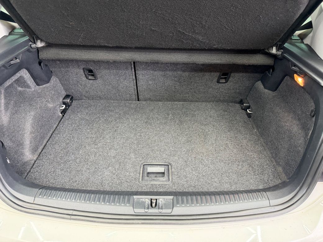 2012 Volkswagen Polo