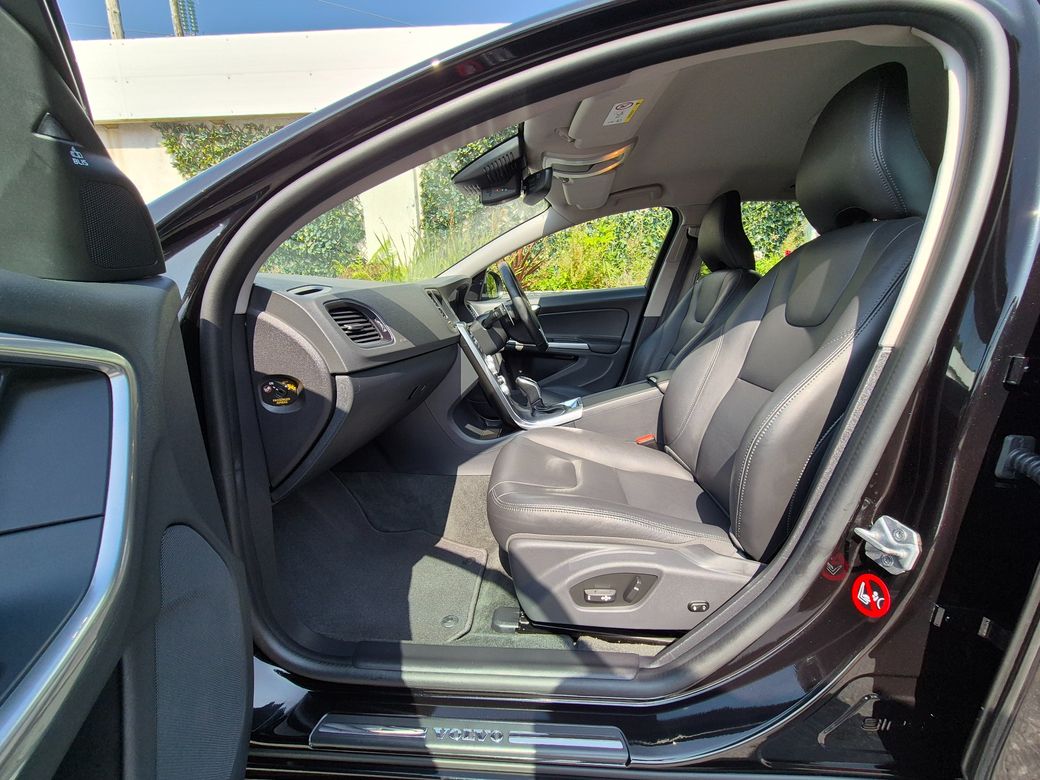 2018 Volvo V60