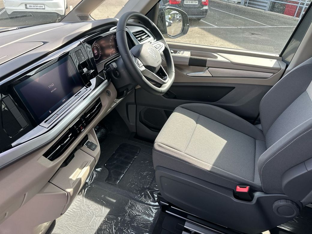 2025 Volkswagen Multivan