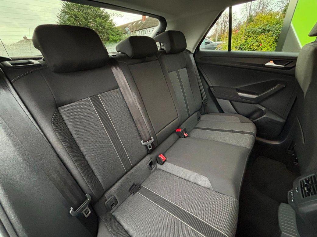 2024 Volkswagen T-Roc