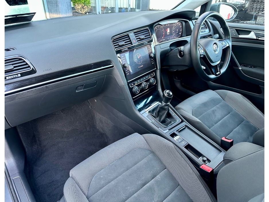 2019 Volkswagen Golf