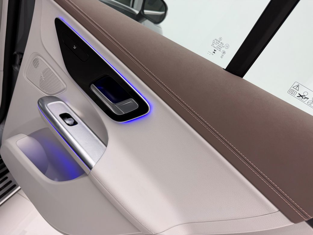 2025 Mercedes-Benz EQE