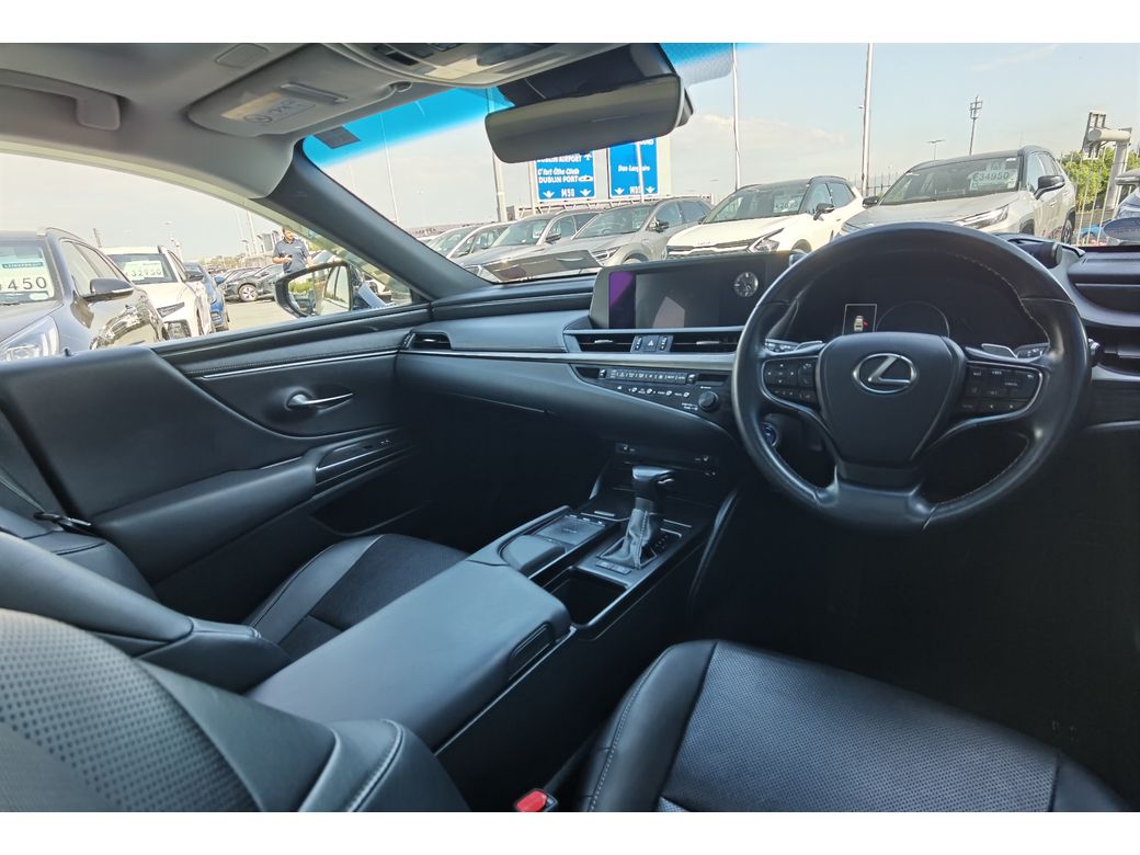 2020 Lexus ES 300h