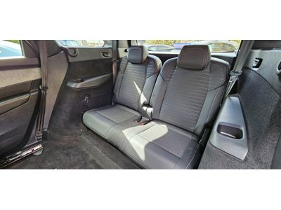 2025 Peugeot 5008
