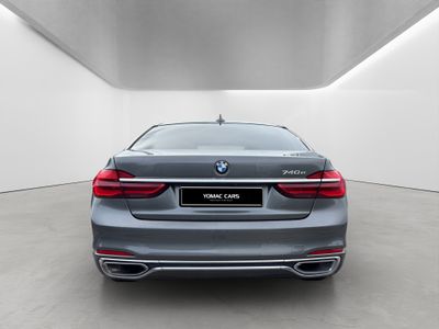 2019 BMW 740