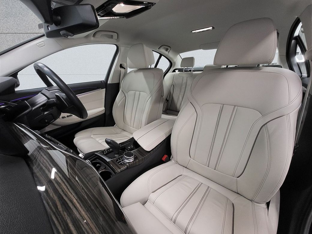 2021 BMW 5 Series