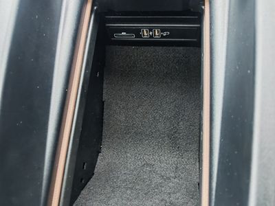 2019 Mercedes-Benz E 220