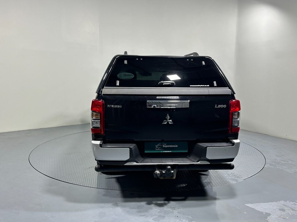 2020 Mitsubishi L200